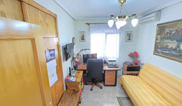 Resale - Villa - Orihuela Costa - Playa Flamenca