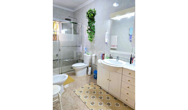 Resale - Villa - Orihuela Costa - Playa Flamenca