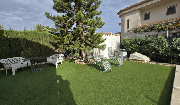 Resale - Villa - Orihuela Costa - Playa Flamenca