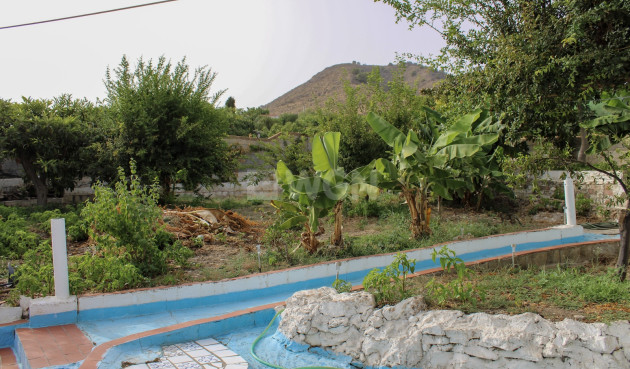 Odsprzedaż - Villa - Nerja - Costa del Sol