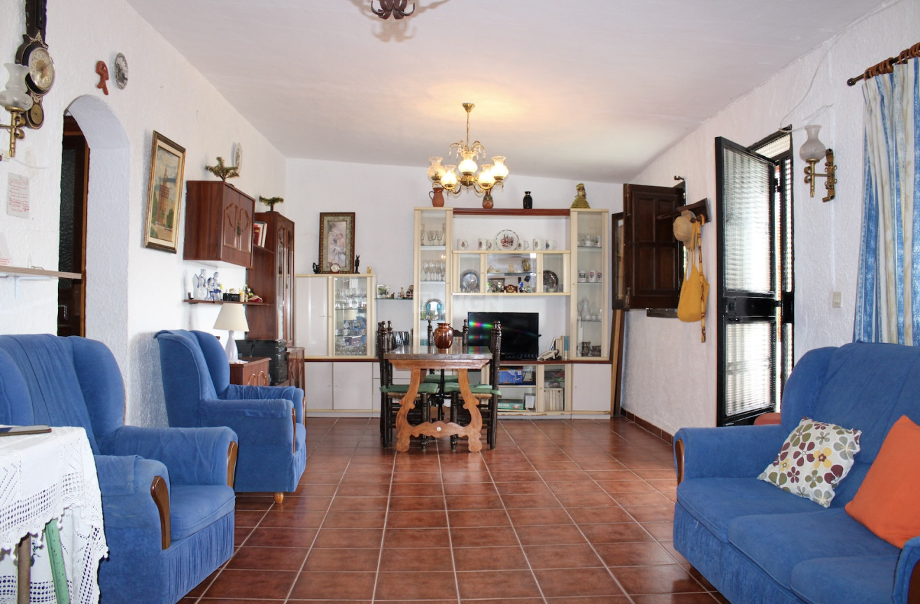 Odsprzedaż - Villa - Nerja - Costa del Sol