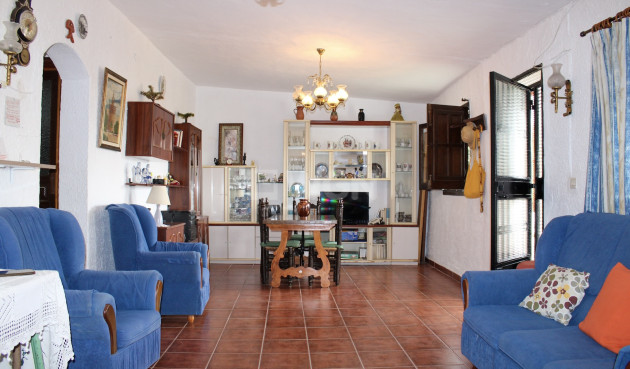 Odsprzedaż - Villa - Nerja - Costa del Sol