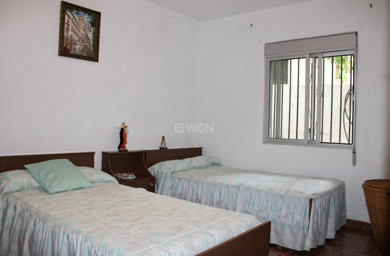 Odsprzedaż - Villa - Nerja - Costa del Sol