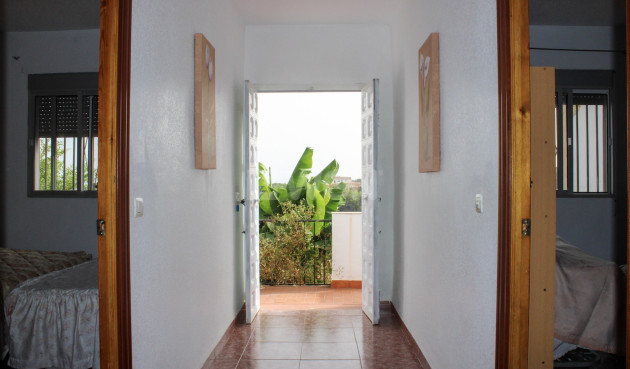 Odsprzedaż - Villa - Nerja - Costa del Sol