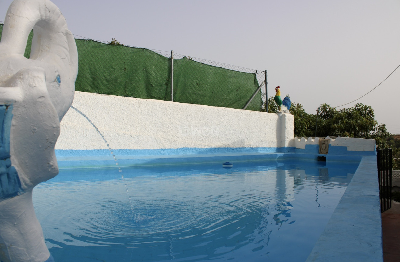 Odsprzedaż - Villa - Nerja - Costa del Sol