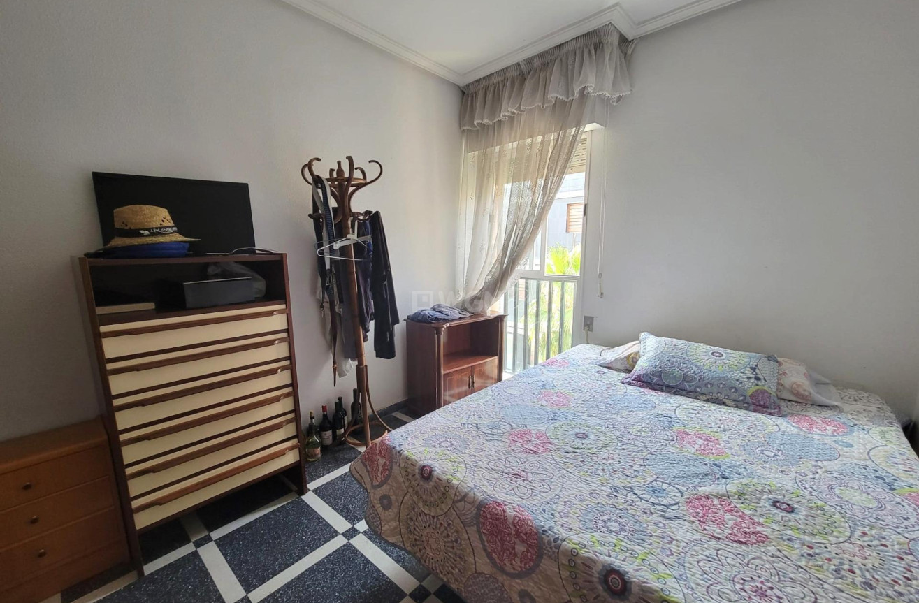 Reventa - Apartamento / piso - Torrevieja - Centro