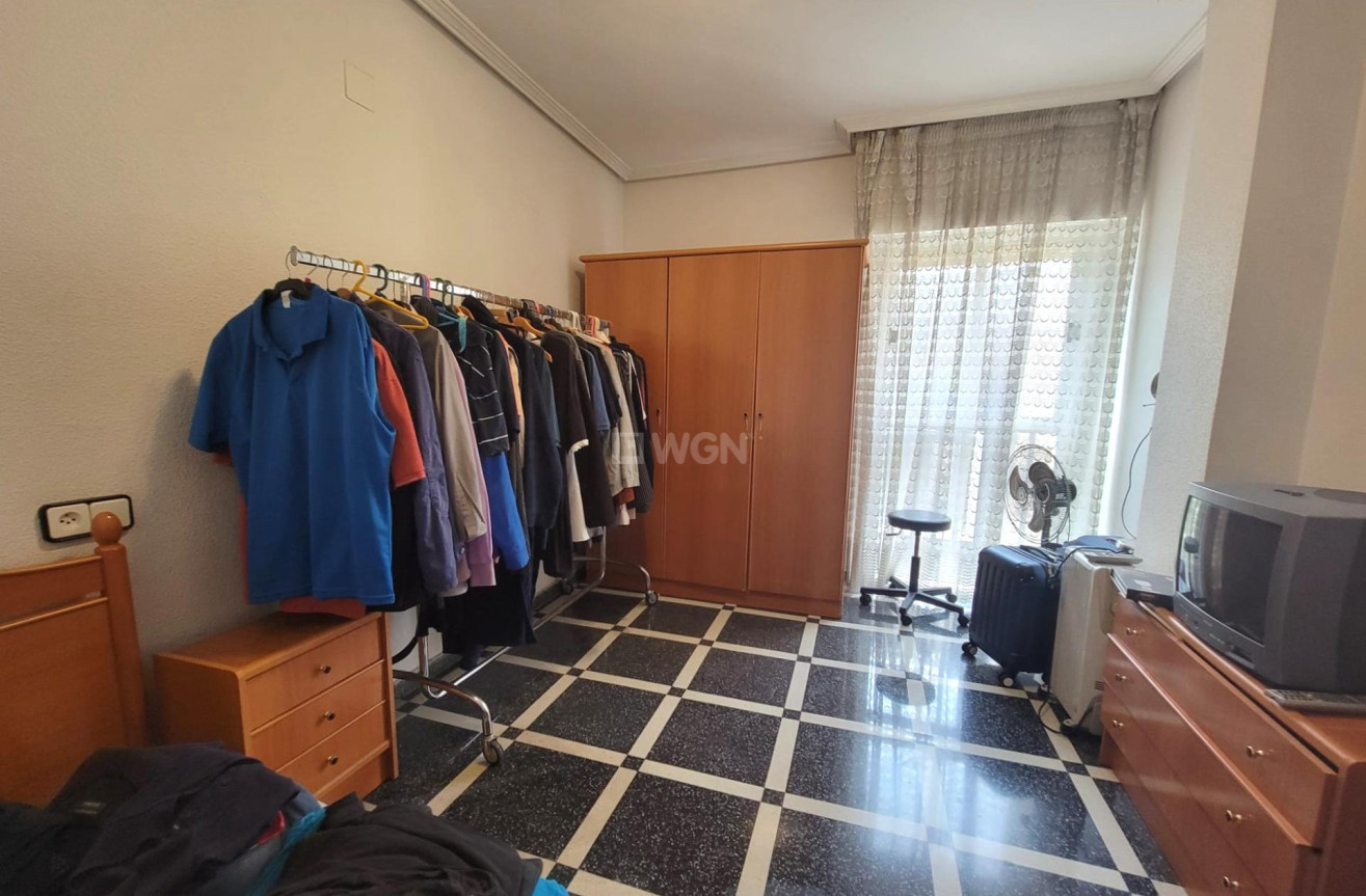 Reventa - Apartamento / piso - Torrevieja - Centro