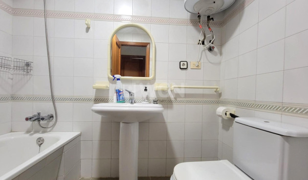 Reventa - Apartamento / piso - Torrevieja - Centro