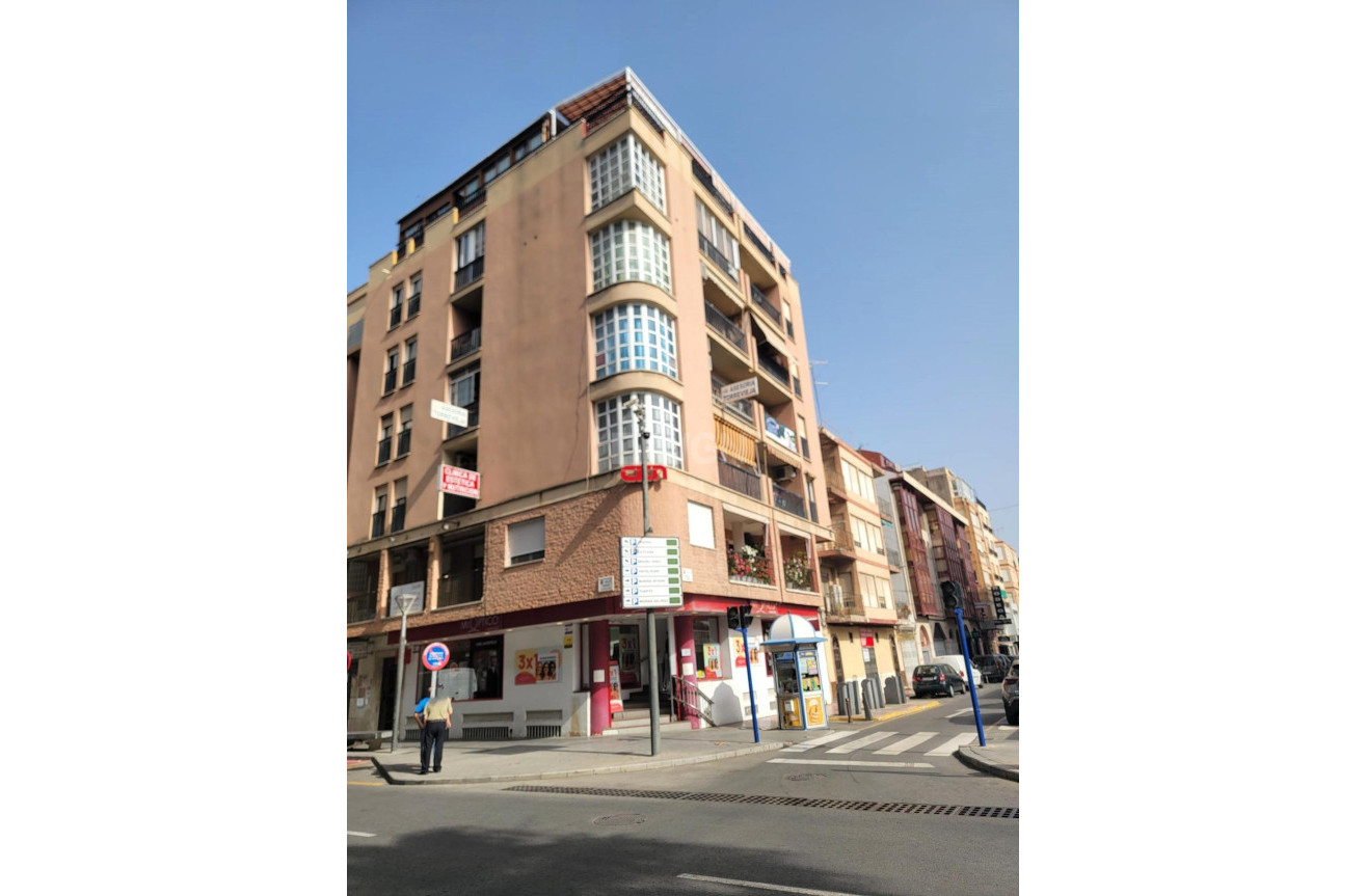 Reventa - Apartamento / piso - Torrevieja - Centro
