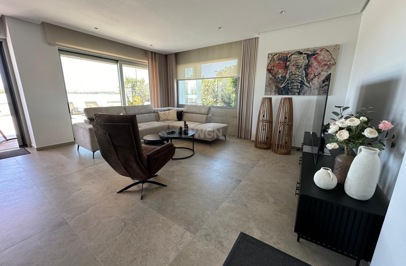 Odsprzedaż - Villa - Benijofar - Costa Blanca