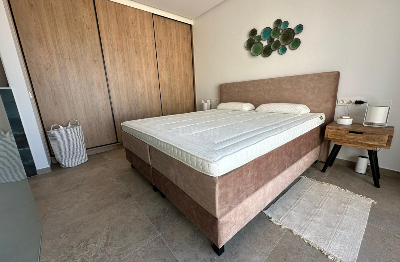 Odsprzedaż - Villa - Benijofar - Costa Blanca