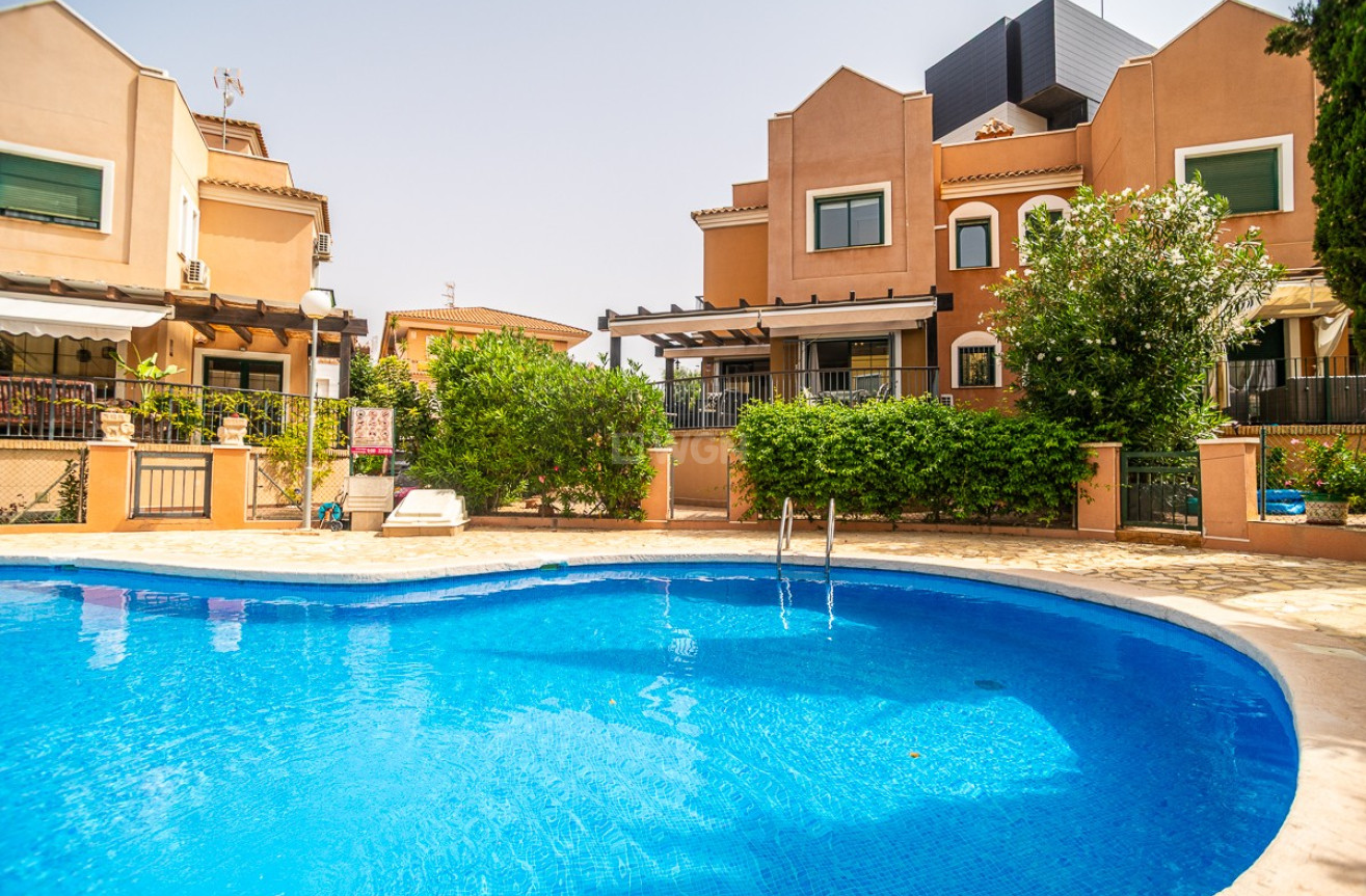 Odsprzedaż - Villa - Torrevieja - Costa Blanca