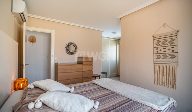 Odsprzedaż - Villa - Torrevieja - Costa Blanca