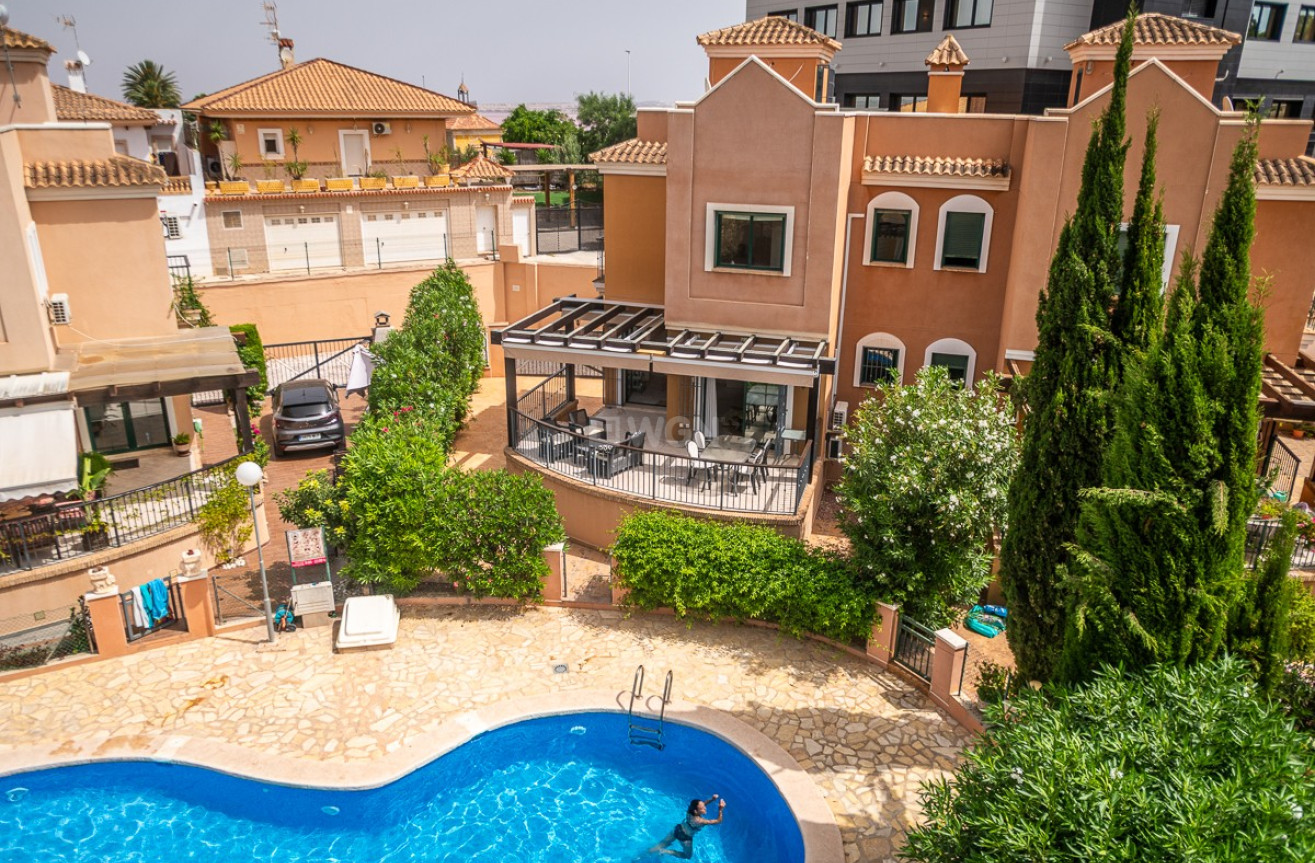 Odsprzedaż - Villa - Torrevieja - Costa Blanca