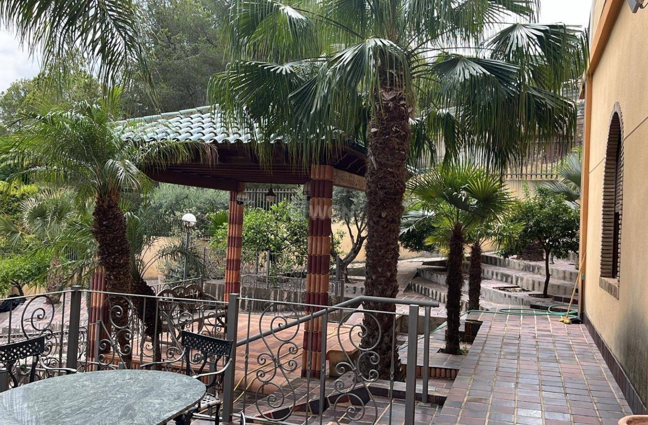 Resale - Villa - El Palmar