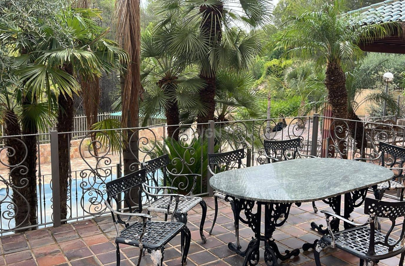 Resale - Villa - El Palmar
