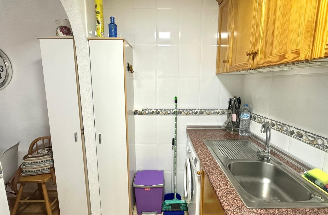 Odsprzedaż - Mieszkanie w bloku - Torrevieja - Acequion