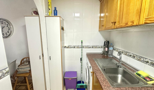 Odsprzedaż - Mieszkanie w bloku - Torrevieja - Acequion