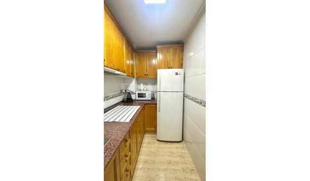 Odsprzedaż - Mieszkanie w bloku - Torrevieja - Acequion