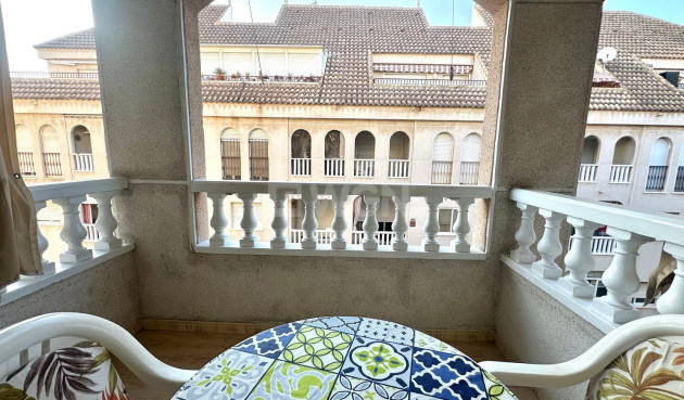 Odsprzedaż - Mieszkanie w bloku - Torrevieja - Acequion