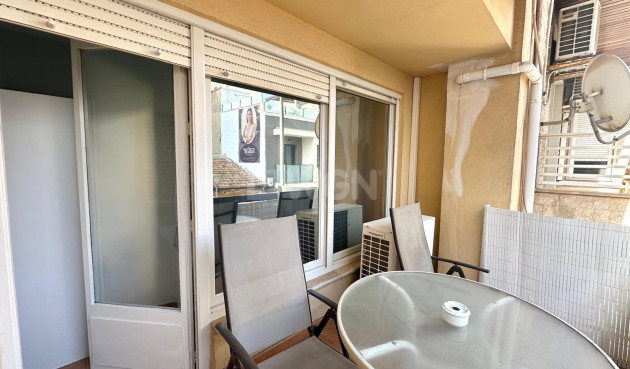 Reventa - Apartamento / piso - Torrevieja