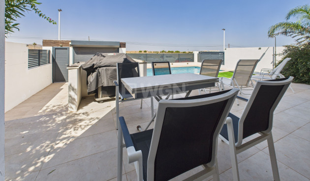 Odsprzedaż - Villa - Mar de Cristal - Costa Calida