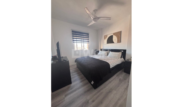 Odsprzedaż - Daszek - Villamartin - Costa Blanca