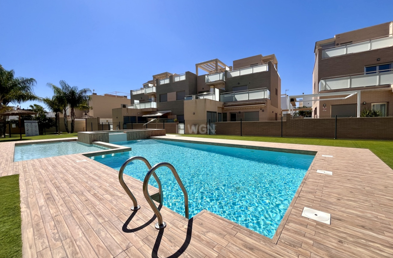 Reventa - Villa - Torre de la Horadada - Costa Blanca