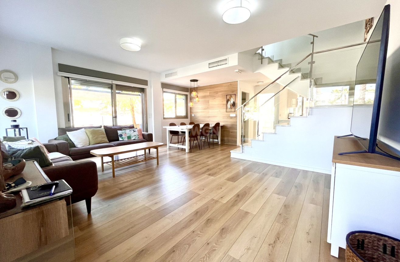 Reventa - Villa - Torre de la Horadada - Costa Blanca