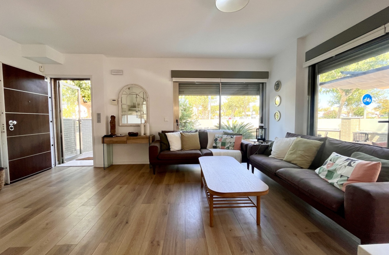 Reventa - Villa - Torre de la Horadada - Costa Blanca