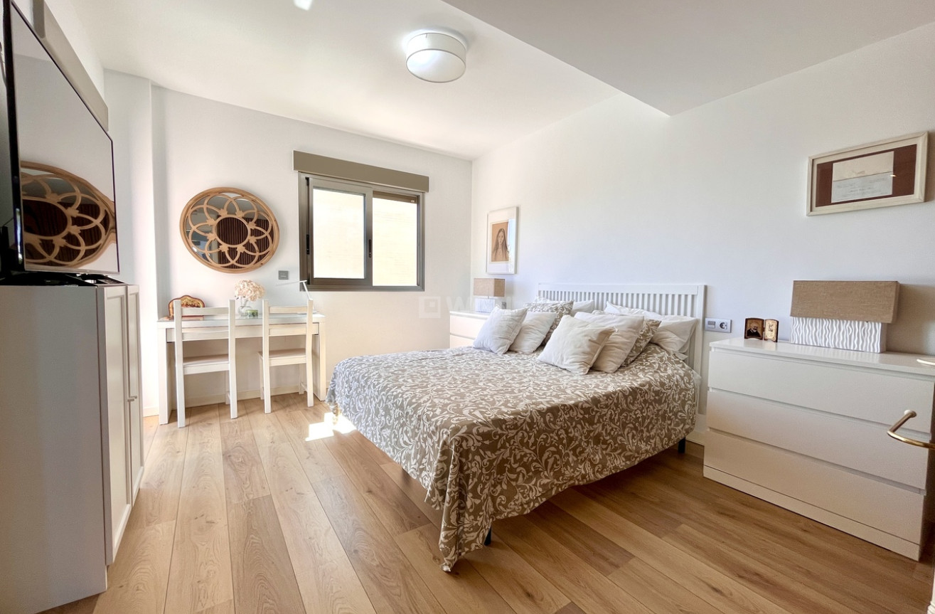 Reventa - Villa - Torre de la Horadada - Costa Blanca