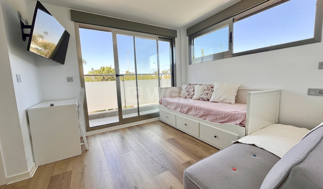 Reventa - Villa - Torre de la Horadada - Costa Blanca