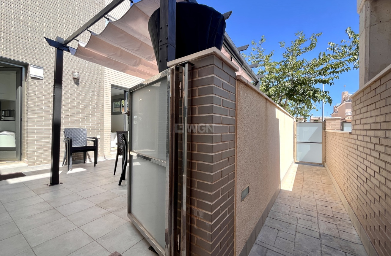 Reventa - Villa - Torre de la Horadada - Costa Blanca