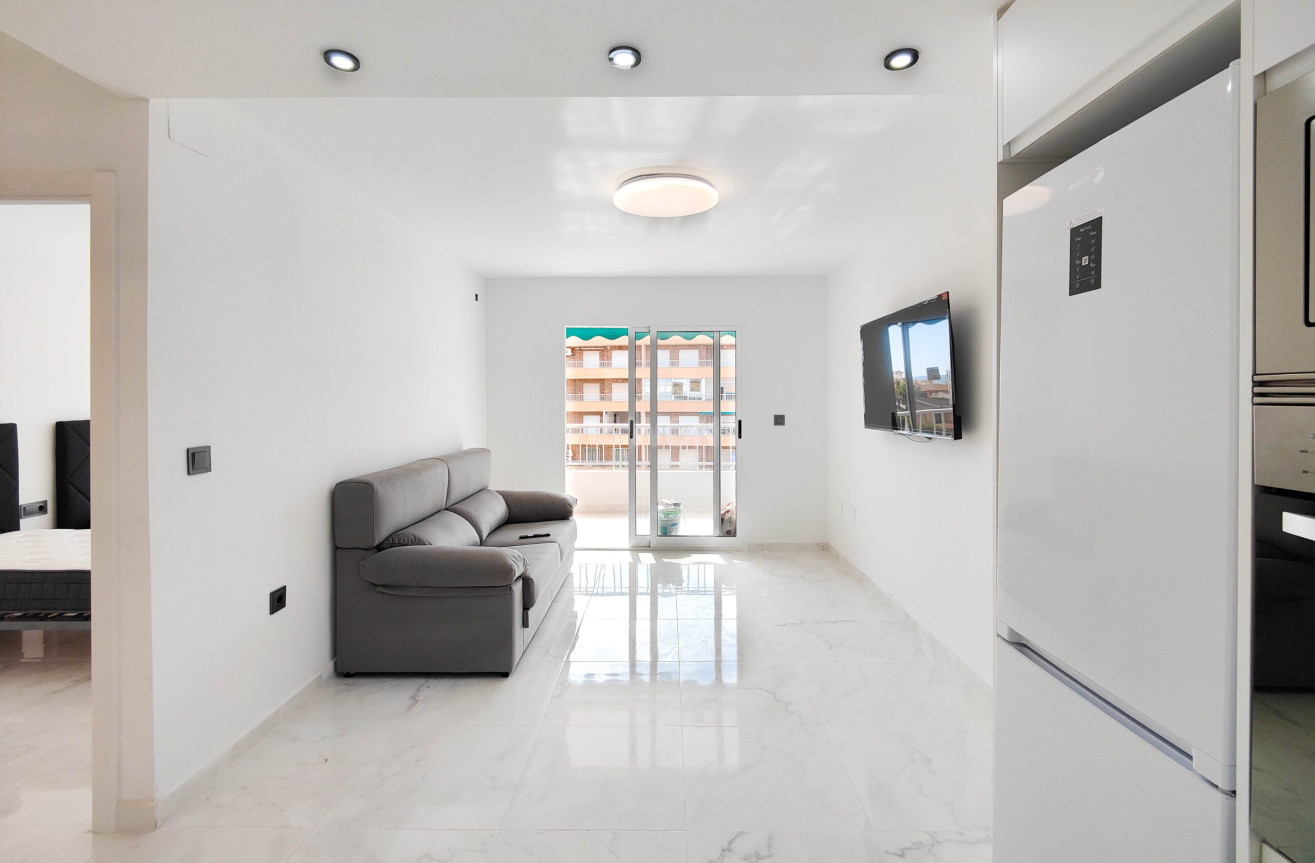 Resale - Apartment / flat - Torrevieja - Costa Blanca