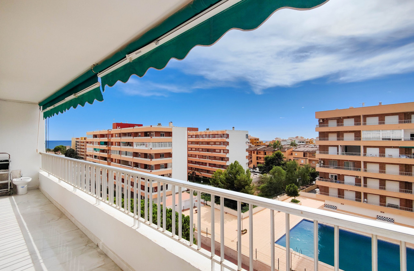 Resale - Apartment / flat - Torrevieja - Costa Blanca