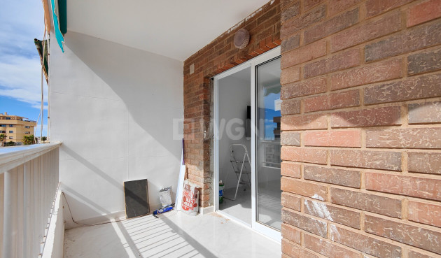 Resale - Apartment / flat - Torrevieja - Costa Blanca