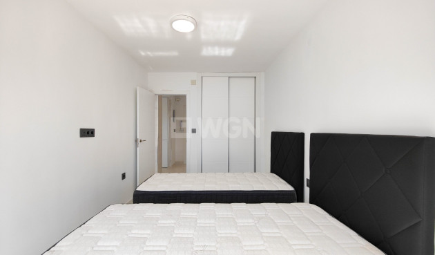 Resale - Apartment / flat - Torrevieja - Costa Blanca