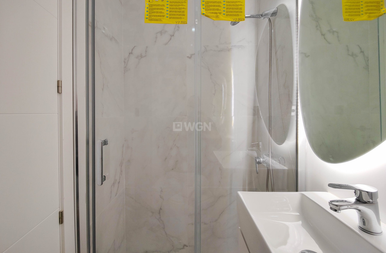 Resale - Apartment / flat - Torrevieja - Costa Blanca