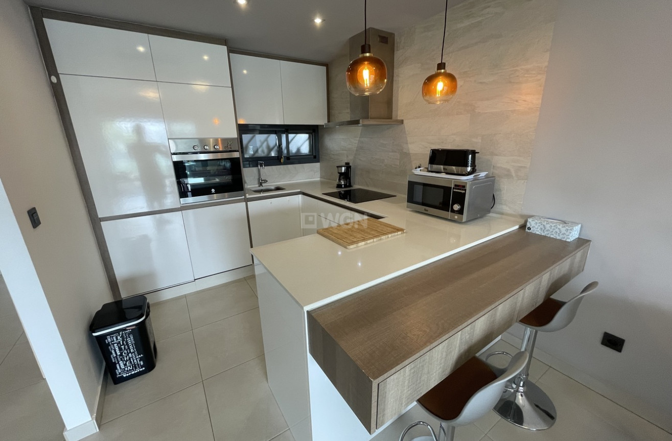 Odsprzedaż - Mieszkanie w bloku - Guardamar del Segura - Guardamar Del Segura