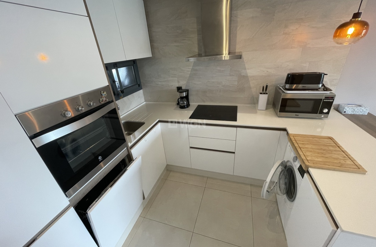 Odsprzedaż - Mieszkanie w bloku - Guardamar del Segura - Guardamar Del Segura