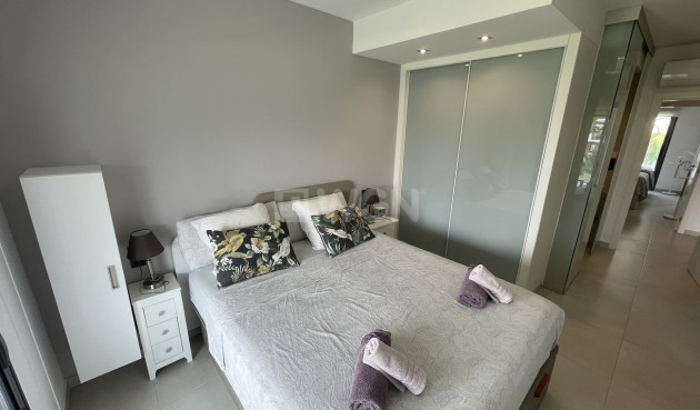 Odsprzedaż - Mieszkanie w bloku - Guardamar del Segura - Guardamar Del Segura