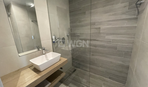 Odsprzedaż - Mieszkanie w bloku - Guardamar del Segura - Guardamar Del Segura