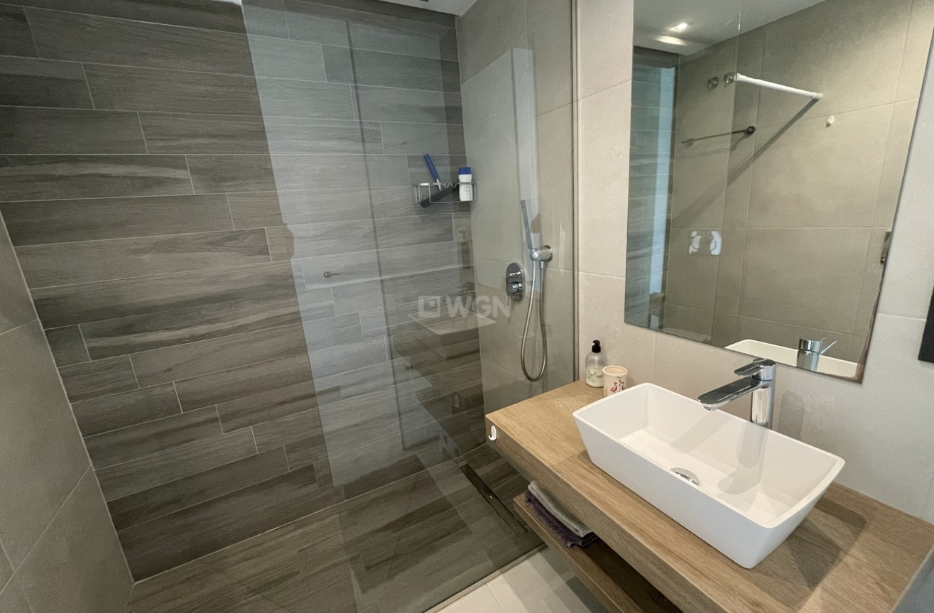 Odsprzedaż - Mieszkanie w bloku - Guardamar del Segura - Guardamar Del Segura