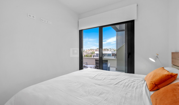 Odsprzedaż - Mieszkanie w bloku - Orihuela Costa - Costa Blanca