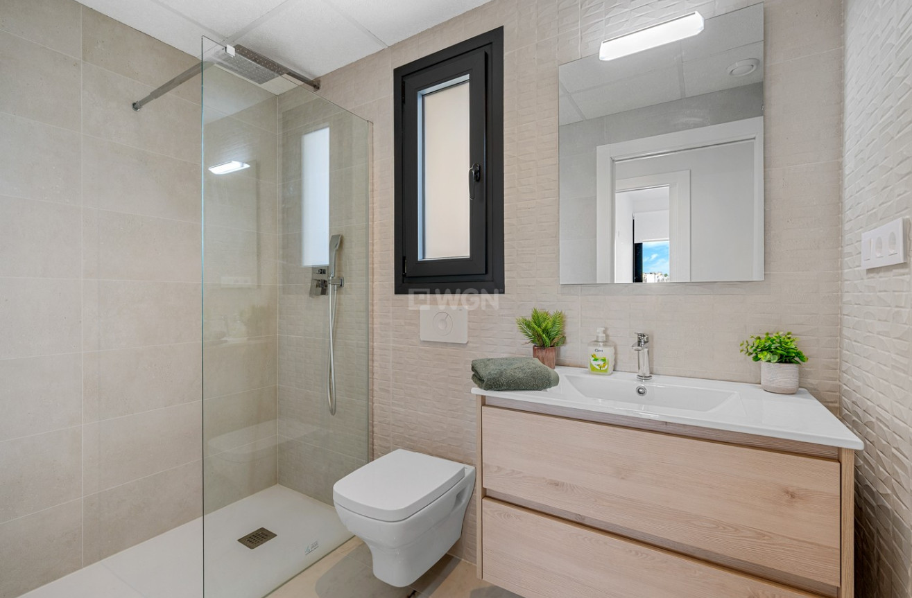 Odsprzedaż - Mieszkanie w bloku - Orihuela Costa - Costa Blanca