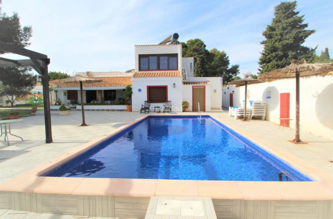 Odsprzedaż - Villa - Orihuela Costa - Costa Blanca