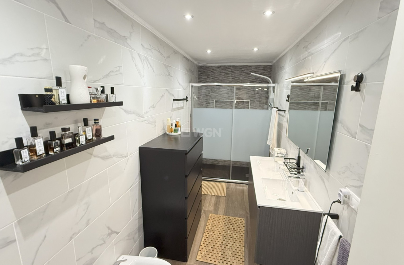 Odsprzedaż - Villa - Orihuela Costa - Costa Blanca