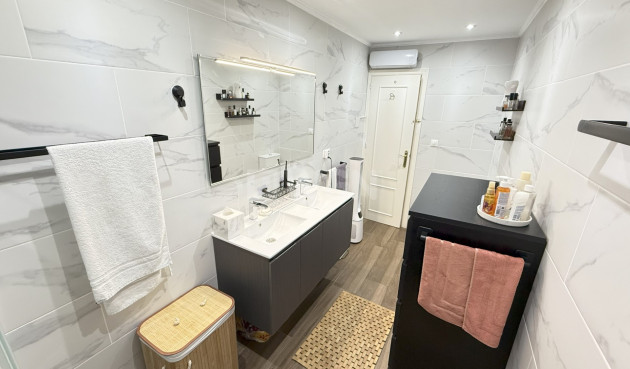 Odsprzedaż - Villa - Orihuela Costa - Costa Blanca