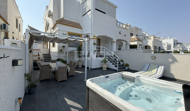 Odsprzedaż - Villa - Orihuela Costa - Costa Blanca