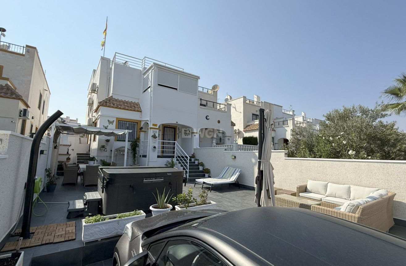 Odsprzedaż - Villa - Orihuela Costa - Costa Blanca